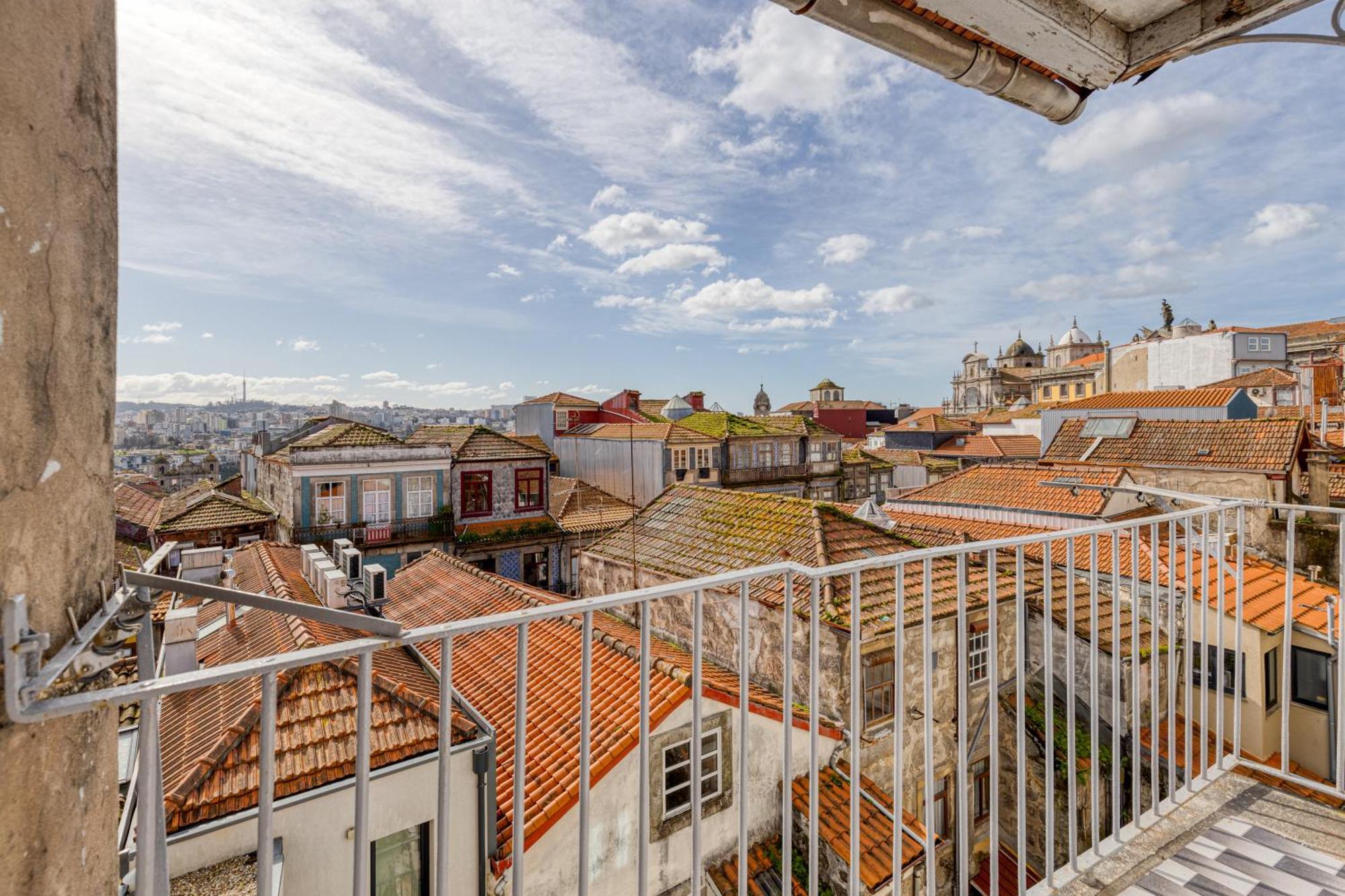 Апартаменты Oporto Guest Casa Dos Clerigos Экстерьер фото