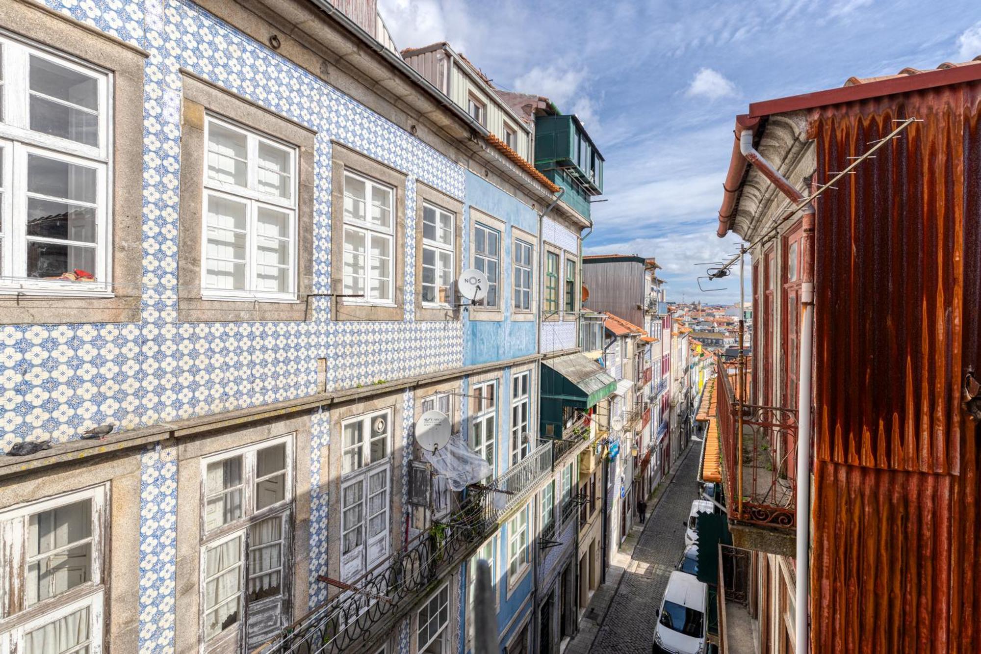 Апартаменты Oporto Guest Casa Dos Clerigos Экстерьер фото