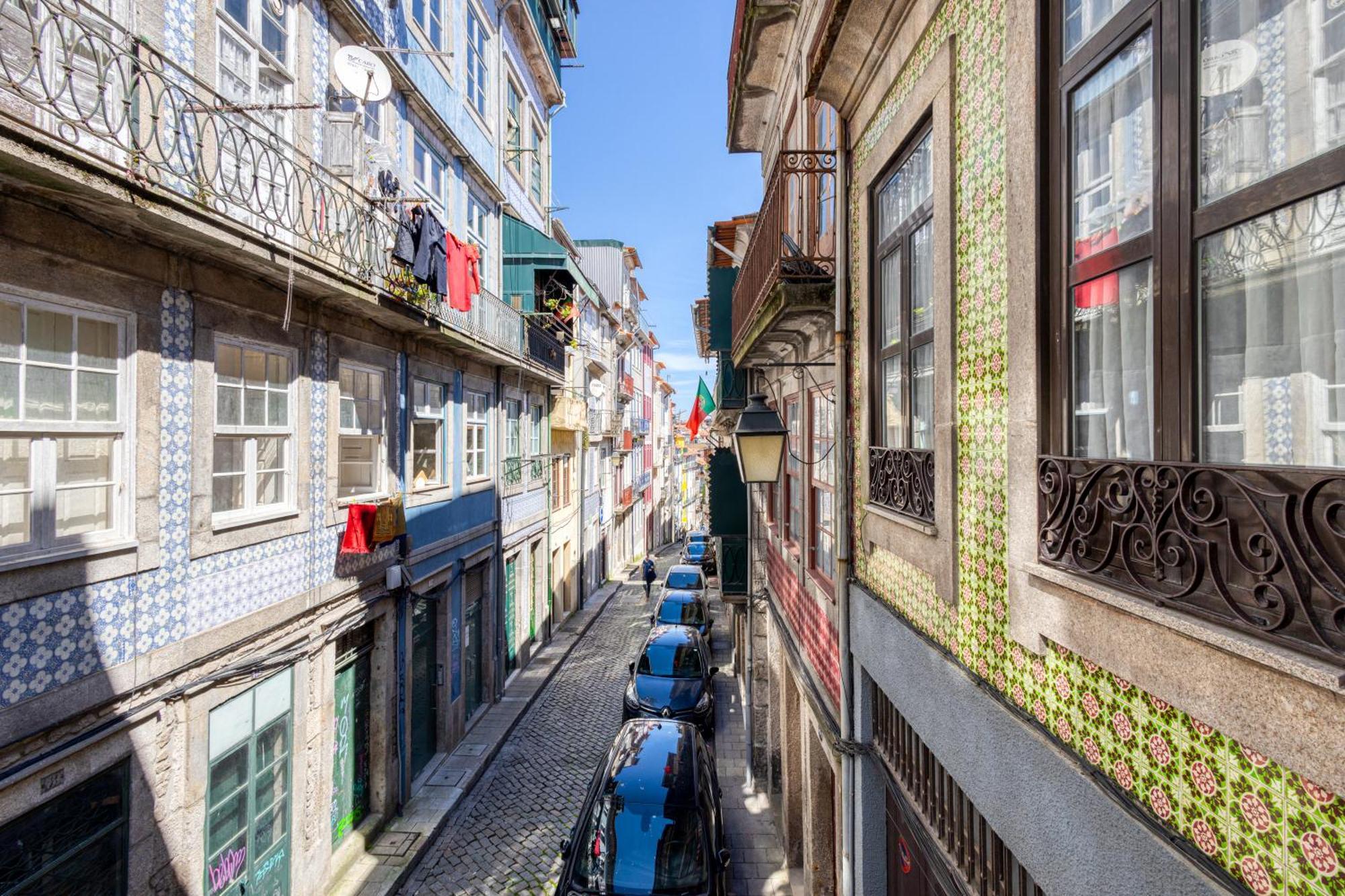 Апартаменты Oporto Guest Casa Dos Clerigos Экстерьер фото