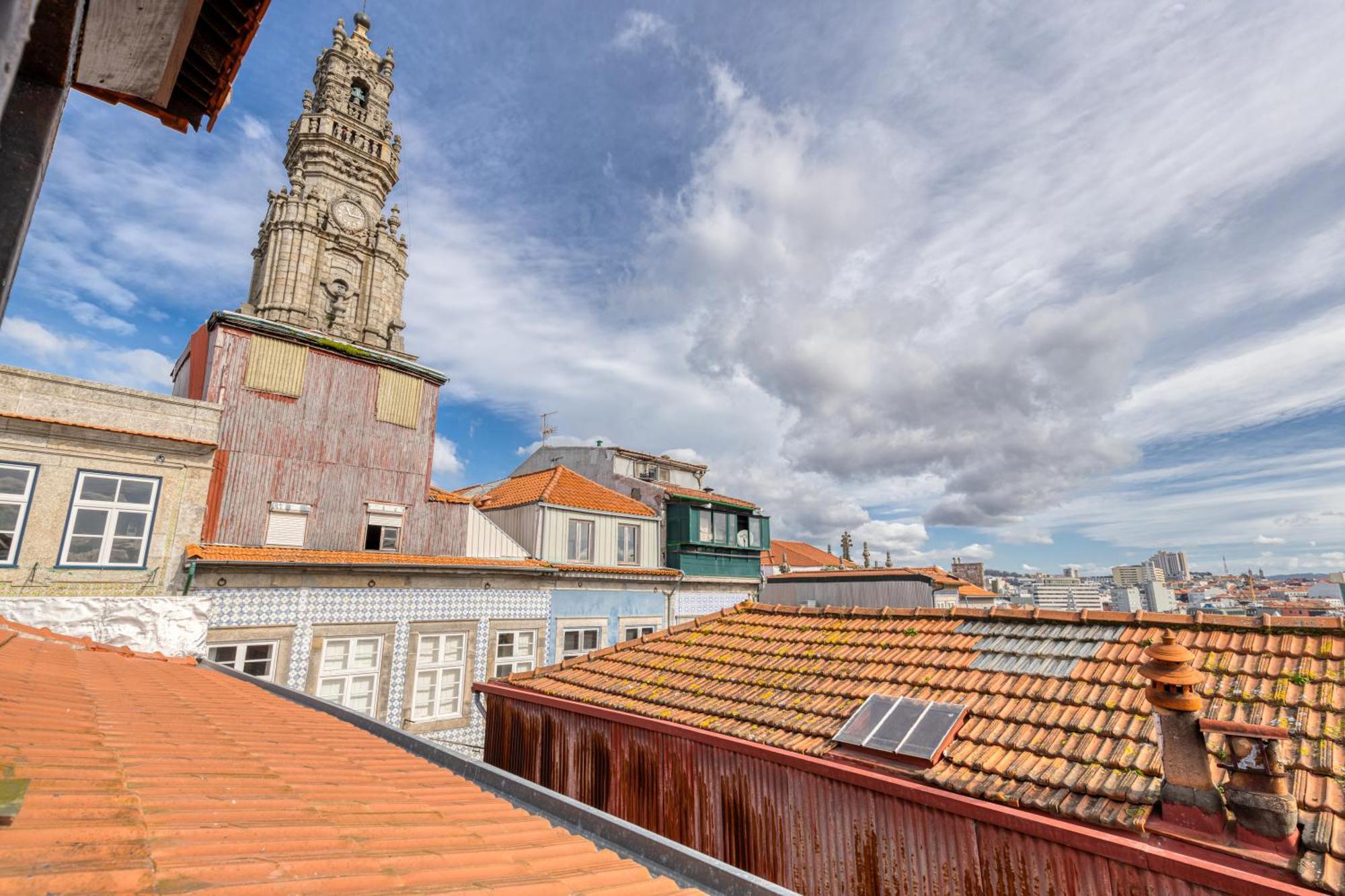 Апартаменты Oporto Guest Casa Dos Clerigos Номер фото