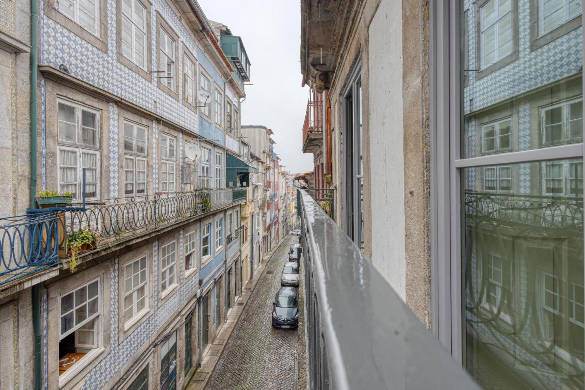 Апартаменты Oporto Guest Casa Dos Clerigos Экстерьер фото